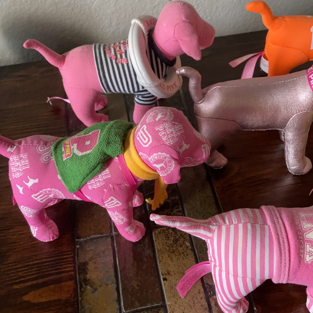 Six Victoria Secret PINK dogs - Picture 3 of 4